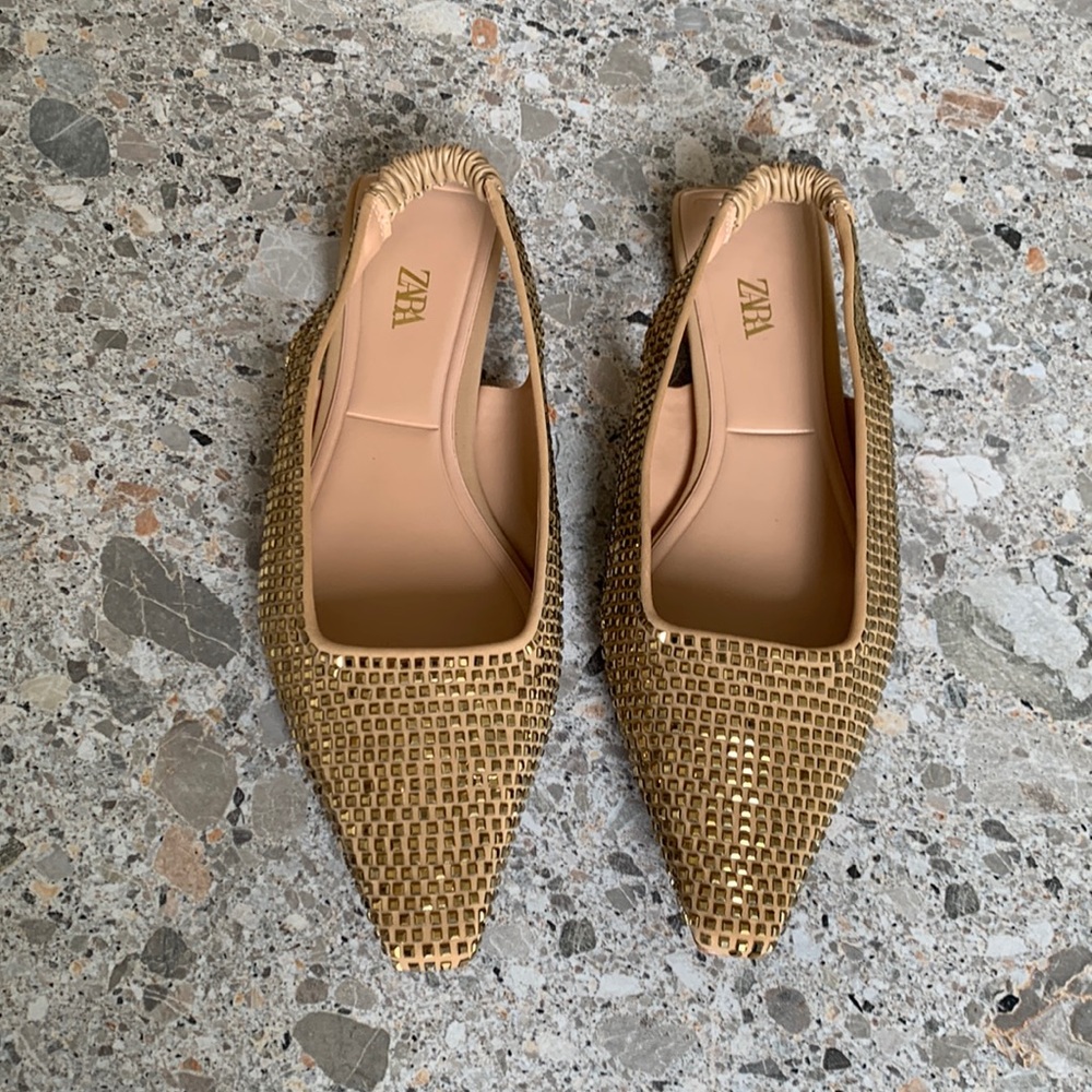 ZARA Size 38 (US 7) Sparkly Slingback Flats